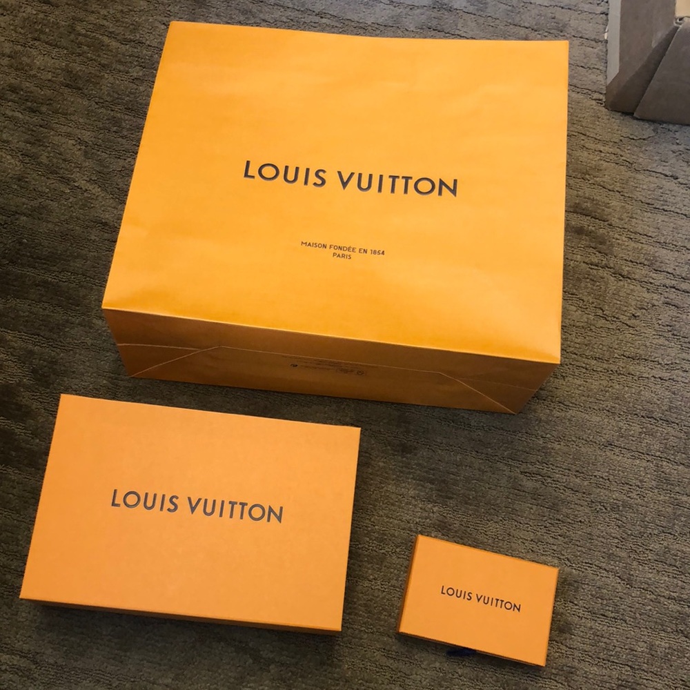 LV box for bag and card holder